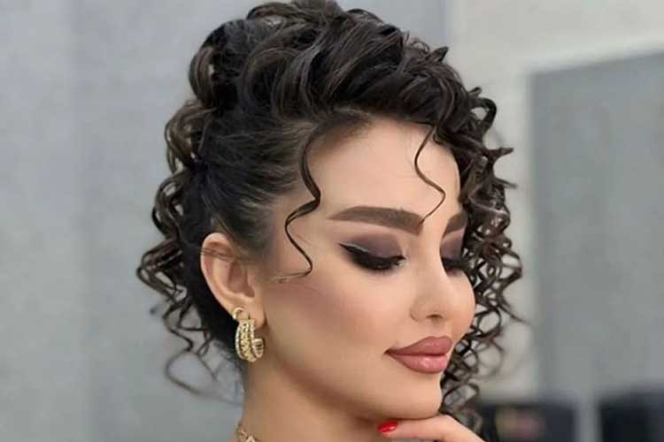 شینیون موی کوتاه فر